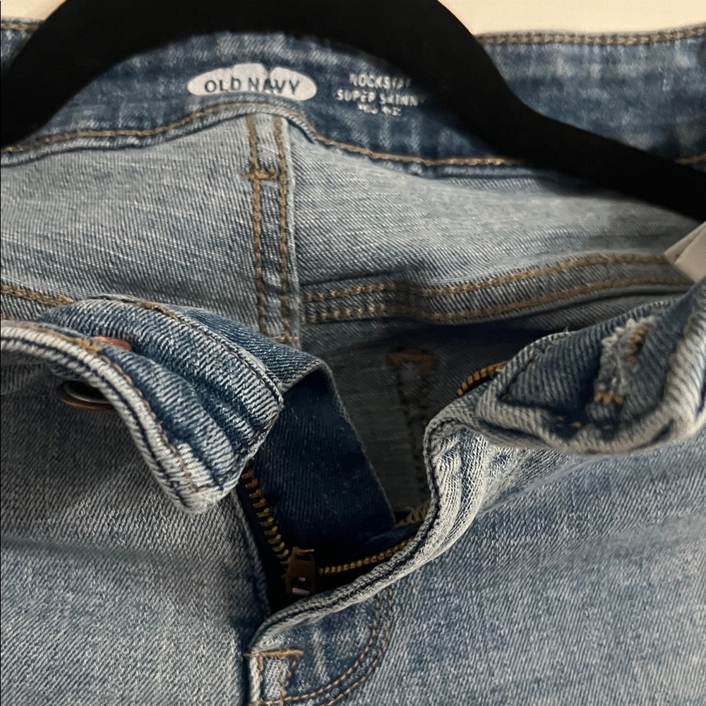 Old Navy - Picture 4 of 4